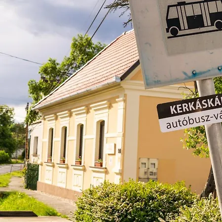 Kapolna Vendeghaz 아파트 Kerkaskapolna