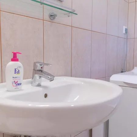 Kapolna Vendeghaz 아파트 Kerkaskapolna