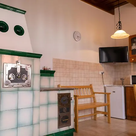 Kapolna Vendeghaz 아파트 Kerkaskapolna