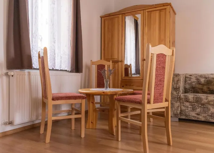 Kápolna Apartman *